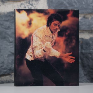 Michael Jackson (Hale) (01)